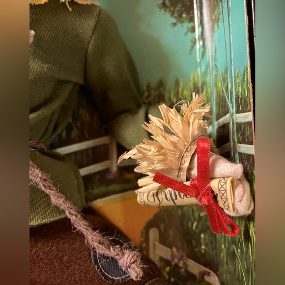 The Wizard Of Oz Scarecrow Doll Pink Label Collector. 2006 Barbie - Picture 5 of 14